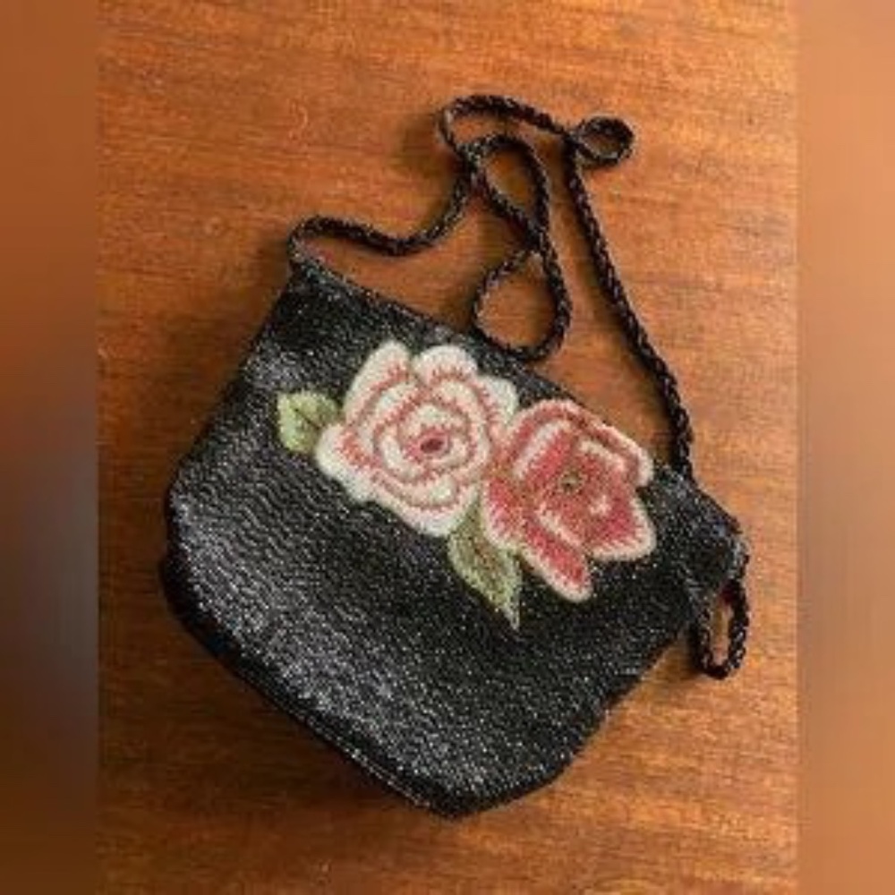Vintage Korean hand beaded bag